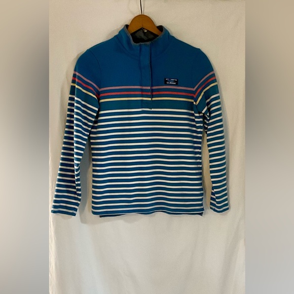 L.L. Bean blue and multi color Sweatshirt - Picture 2 of 8